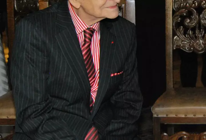 Prinţul Harry regretă ca nu a putut vorbit despre moartea mamei sale