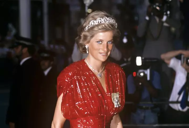 De ce nu îmbătrânește niciodată Naomi Campbell