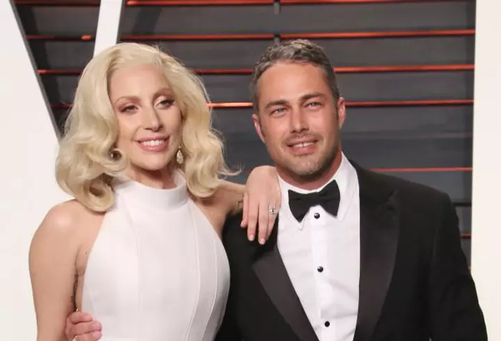 Prinţul Harry regretă ca nu a putut vorbit despre moartea mamei sale