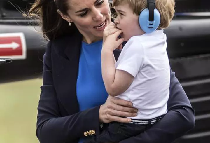 Cât de bine arată Giulia după două sarcini!