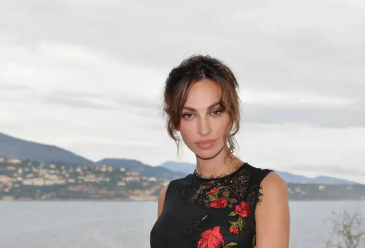 Cât de bine arată Giulia după două sarcini!