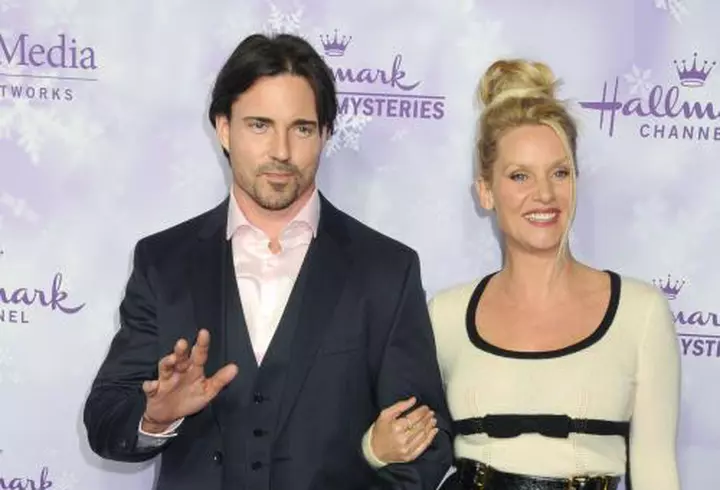 Prinţul Harry regretă ca nu a putut vorbit despre moartea mamei sale