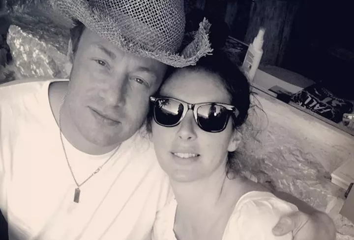 Părinții o susțin necondiționat pe Nicole Cherry. Cum a trecut artista peste despărțirea de iubit