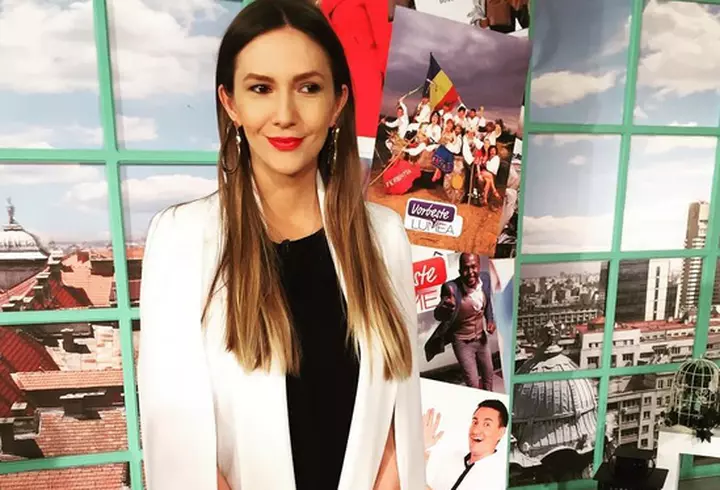Adela Popescu, cu breton. Cum explică această schimbare de look