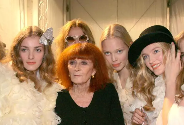 Lora si Connect-R prezintă premiile industriei muzicale româneşti - VIDEO