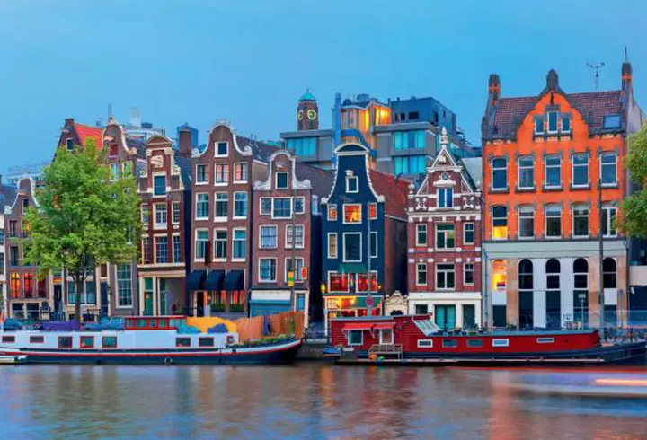 Adele – De Crăciun bat clopote de nuntă