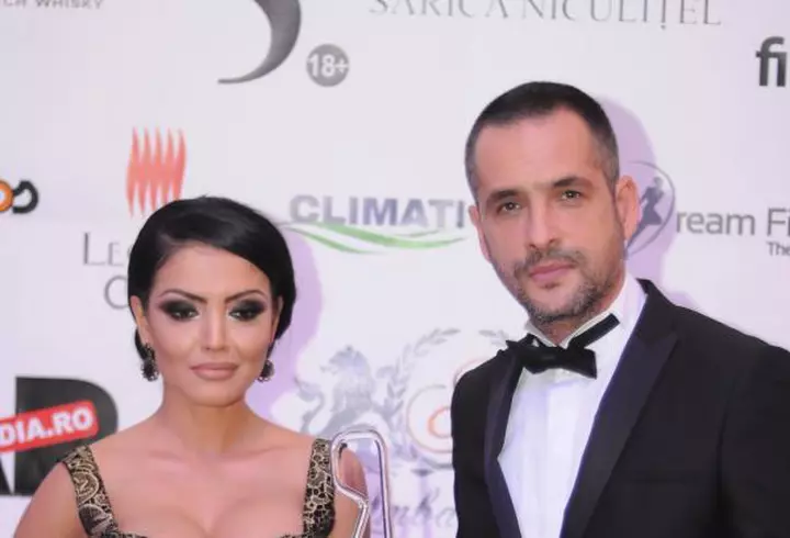 Vedetele s-au întrecut în eleganţă la Muzeul Național de Artă al României