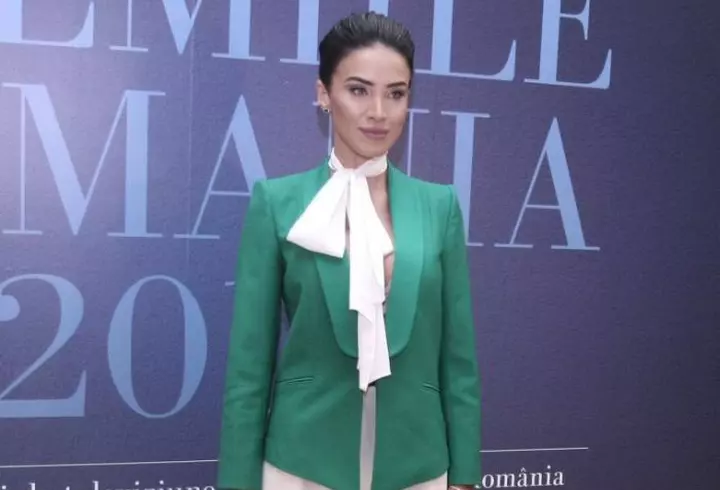 Alec Baldwin – Împreună cu adorabila lui familie la premiera filmului „Boss Baby”