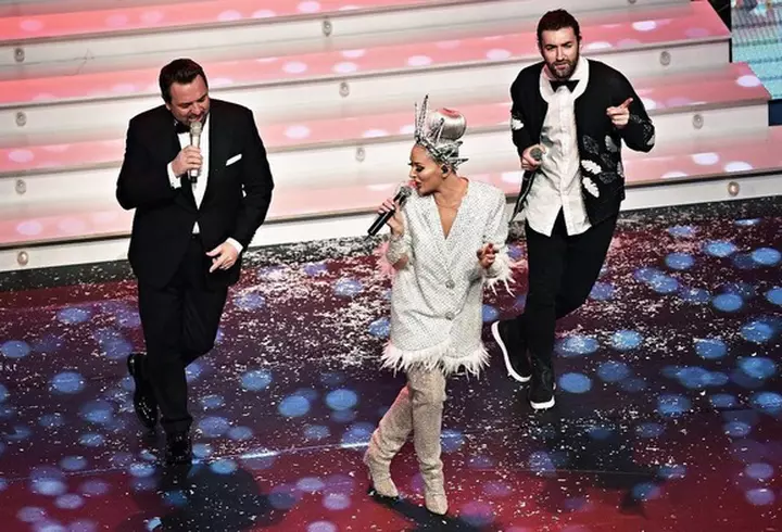 Alec Baldwin – Împreună cu adorabila lui familie la premiera filmului „Boss Baby”