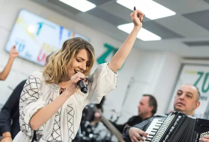 Prinţul Harry – Primele cumpărături de Crăciun împreună cu Meghan, iubita lui