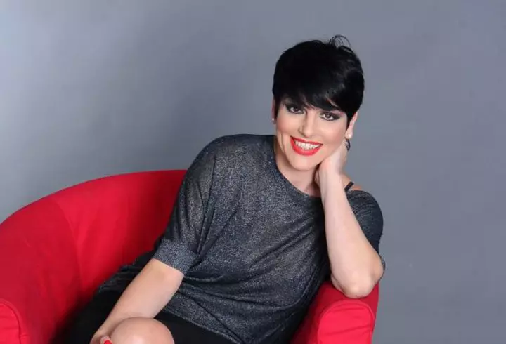 Andra: „Un zâmbet are puterea de a crea schimbări în viețile noastre, dar și în viețile celor apropiați nouă"