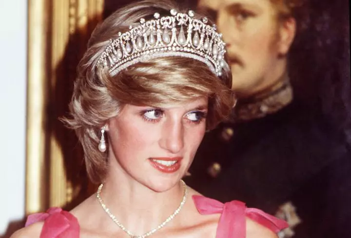 Prinţul Harry – Primele cumpărături de Crăciun împreună cu Meghan, iubita lui