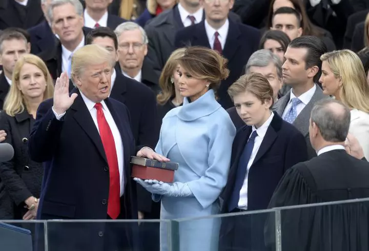 Surpriză exotică pentru Anca Țurcașiu! Vezi ce eveniment sărbătorește cântăreața departe de casă!