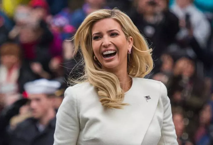 Bătaie cu frișcă între vedete la „Neatza cu Răzvan și Dani”