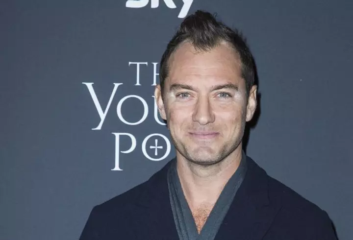 Surpriză exotică pentru Anca Țurcașiu! Vezi ce eveniment sărbătorește cântăreața departe de casă!