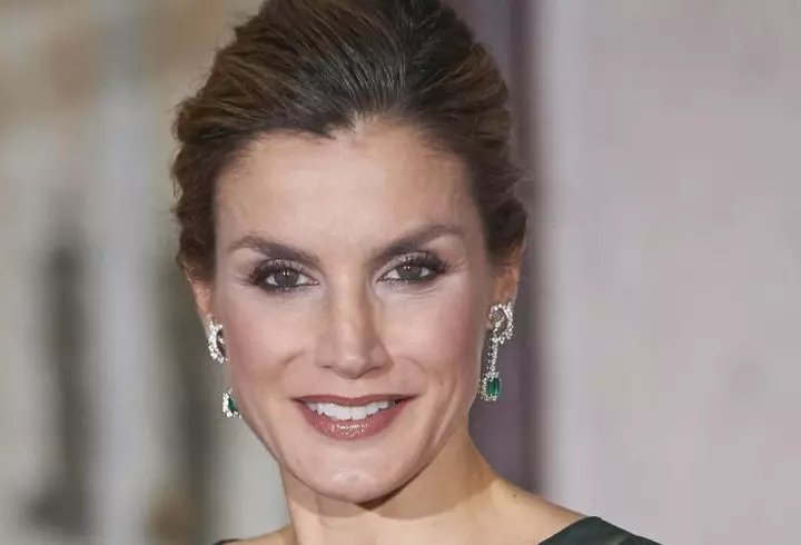 5 paşi simpli să te transformi într-o femeie fatală de Valentine’s Day