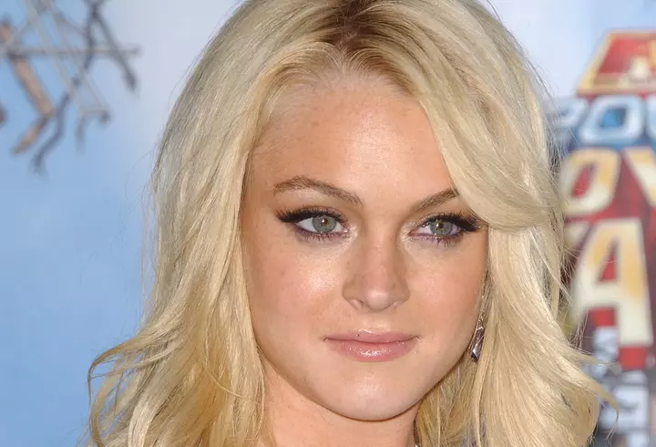 Ariana Grande are atacuri de anxietate şi izbucneşte des în plâns. Care e cauza