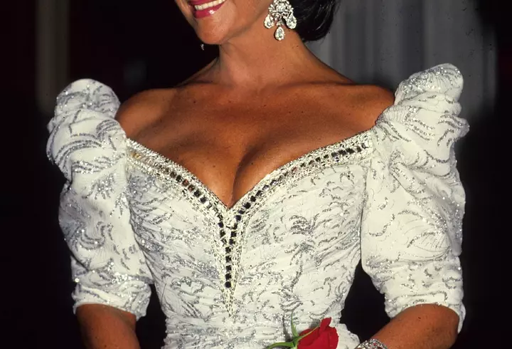 Ariana Grande are atacuri de anxietate şi izbucneşte des în plâns. Care e cauza