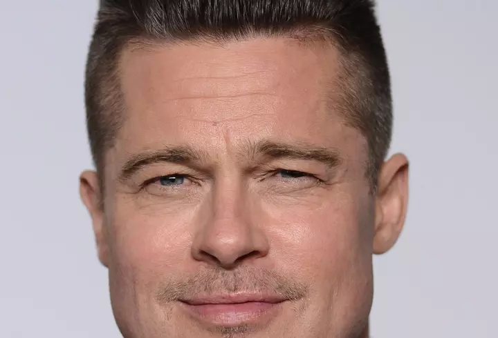 Alec Baldwin – Împreună cu adorabila lui familie la premiera filmului „Boss Baby”