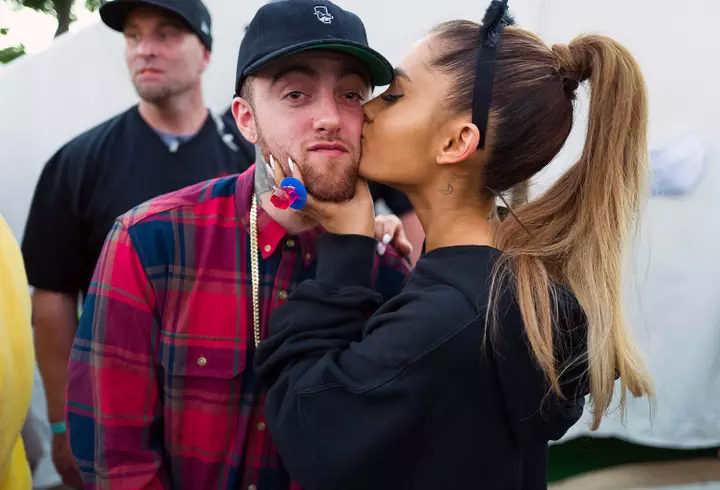 Surpriză exotică pentru Anca Țurcașiu! Vezi ce eveniment sărbătorește cântăreața departe de casă!