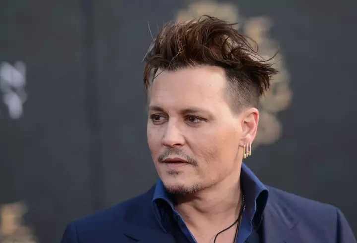 Bătaie cu frișcă între vedete la „Neatza cu Răzvan și Dani”