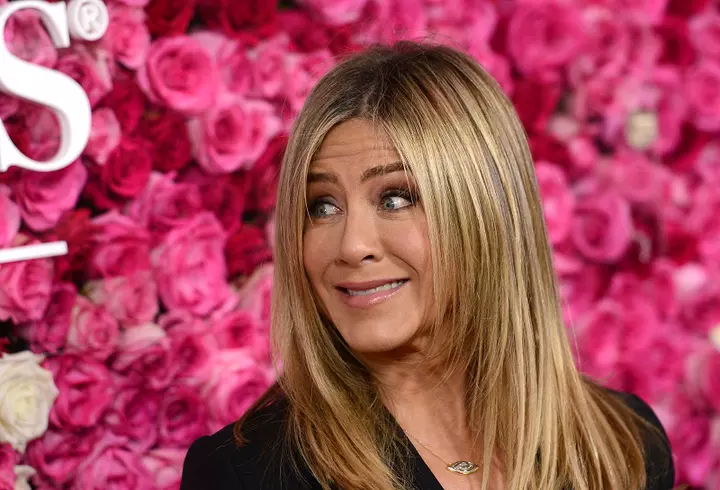 3 ţinute fulger cu Lili Sandu