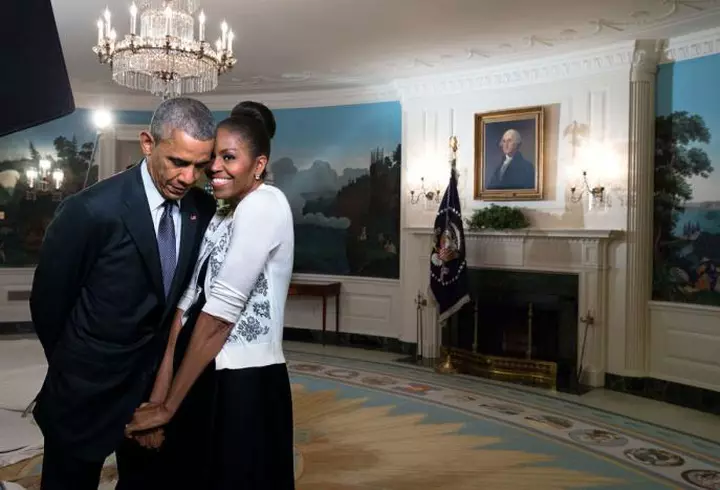 3 ţinute fulger cu Lili Sandu