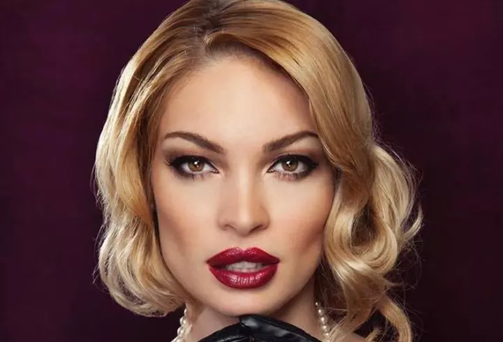 Doiniţa Oancea a publicat prima poză cu iubitul pe care l-a ţinut ascuns 3 ani. Actriţa din "Fructul oprit" e îndrăgostită