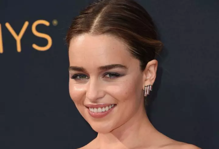 Cum să ai un păr frumos și mătăsos ca al lui Blake Lively