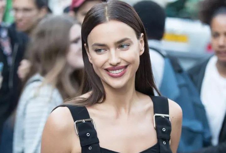 Cum să ai un păr frumos și mătăsos ca al lui Blake Lively