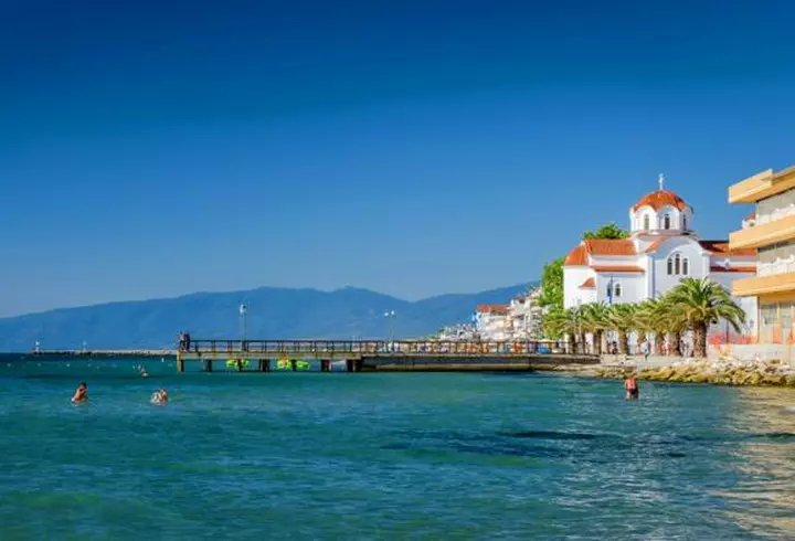 Studiu eJobs: Cum vor petrece angajații români minivacanța de 1 mai