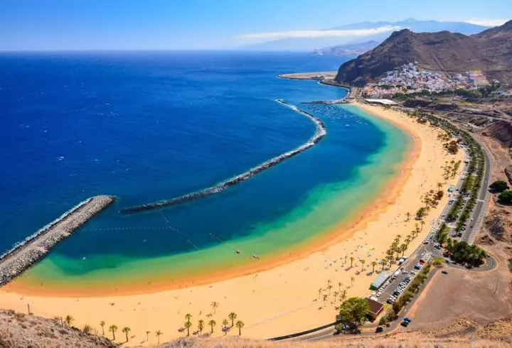 Studiu eJobs: Cum vor petrece angajații români minivacanța de 1 mai