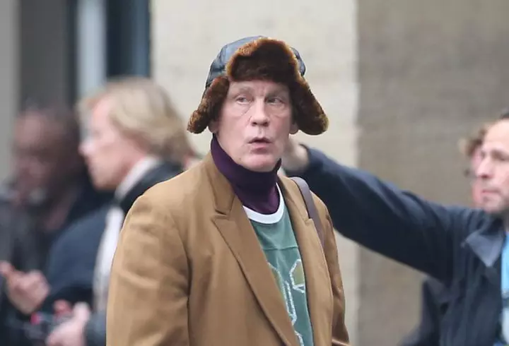 Ce ascunde Carmen Brumă în poşetă