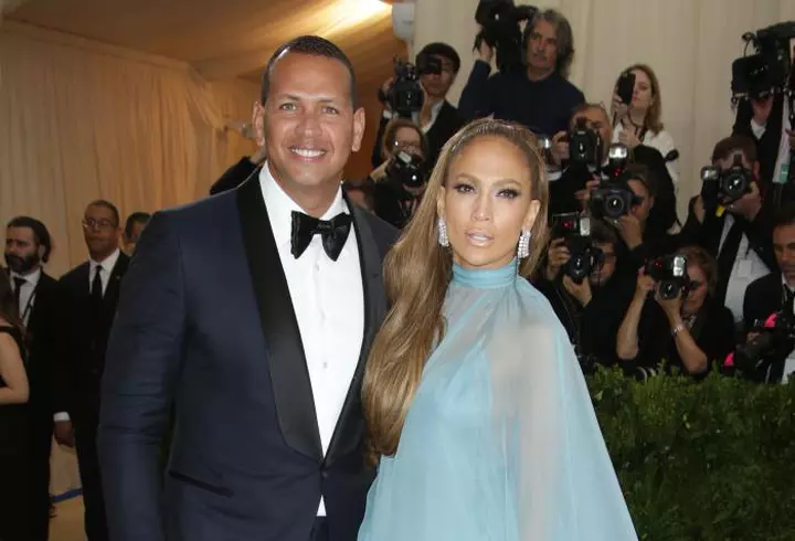 Delia a pornit campania #seîntâmplă. Iată ce spune despre Iulia Albu, Inna sau Lora!