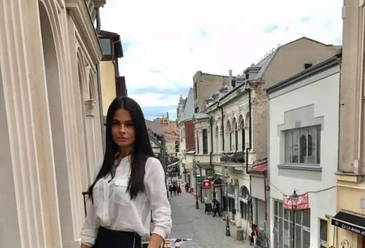 Verdictul lui Ovidiu Buta pentru ţinuta purtată de Alexandra Ungureanu la Viva! Party 2017