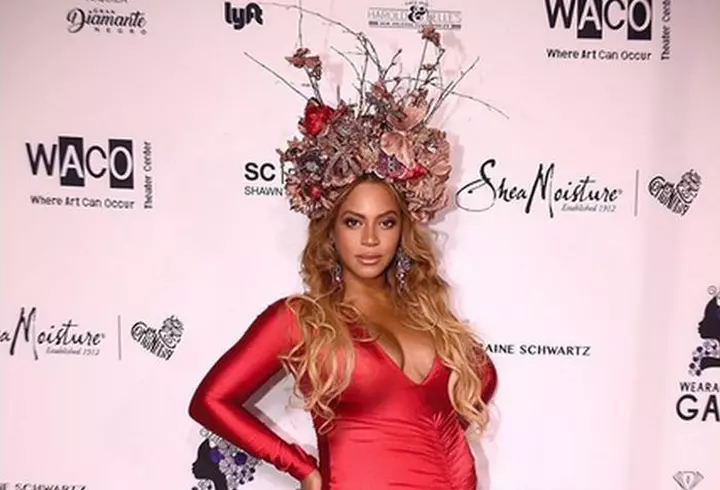 Cele mai frumoase pălării de la Garden Party-ul de la Palatul Elisabeta de Ziua Regalității. Iată ultimele tendințe!