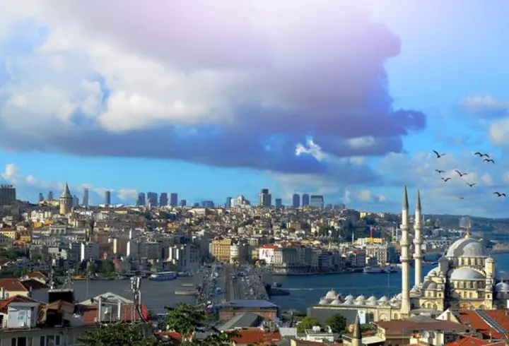 (P) Creta, insula pasionaților de istorie