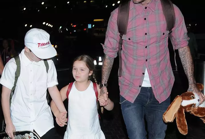 Frumusețea nu are vârstă! Iepurașii Playboy au reconstituit copertele din urmă cu 38 de ani. Iată rezultatul!