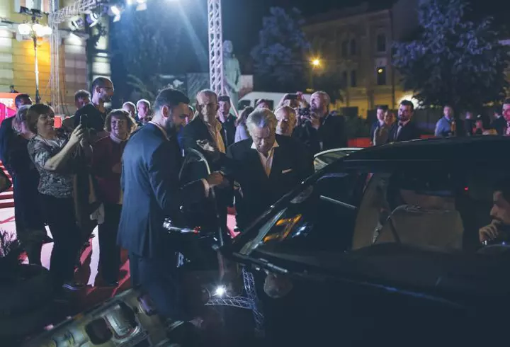 Gal Gadot a încasat un salariu șocant de mic pentru rolul din „Wonder Woman”. Este doar 1,1% din cel al lui Ben Affleck