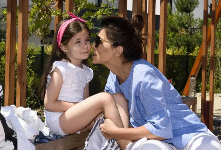 Vedete la Viva! Monday Fever Party – Uite ce ținute au ales pentru o zi de luni