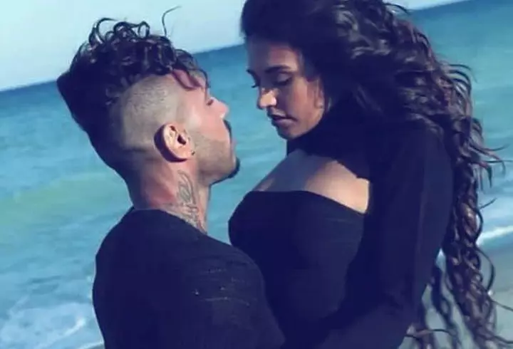 Oglindă, oglinjoară, cine-i cel mai musculos din țară?