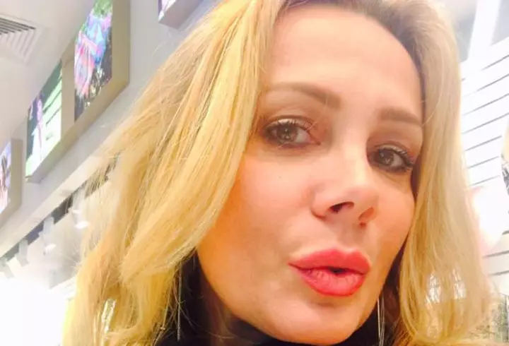 Frumusețea nu are vârstă! Iepurașii Playboy au reconstituit copertele din urmă cu 38 de ani. Iată rezultatul!