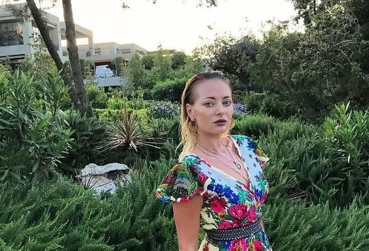 Frumusețea nu are vârstă! Iepurașii Playboy au reconstituit copertele din urmă cu 38 de ani. Iată rezultatul!