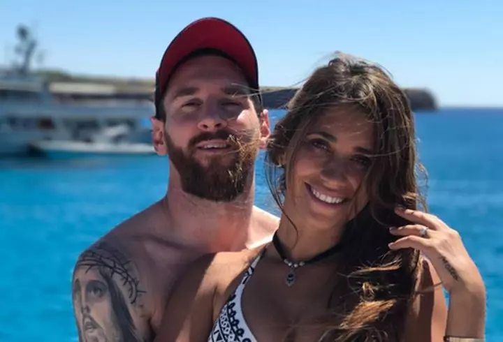 Jennifer Lopez - apariție de infarct la un concert! Fără lenjerie intimă și cu posteriorul la vedere