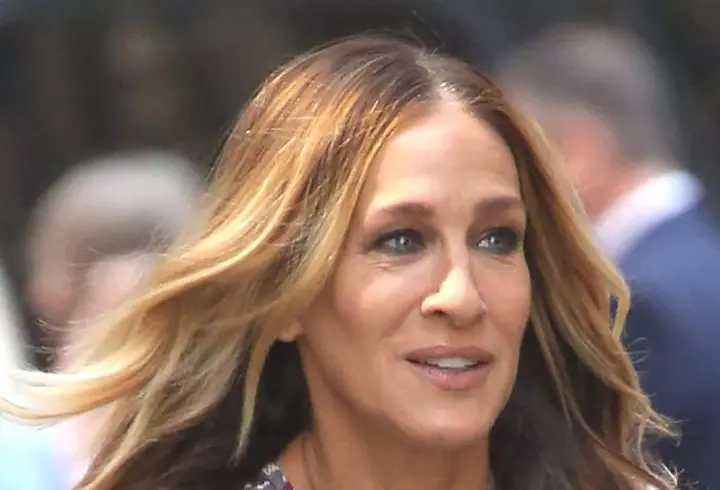 Veste bună pentru fashioniste: Topshop vine în România