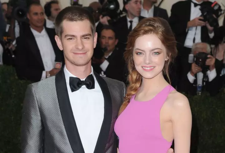 Mihaela Rădulescu împlineşte astăzi 48 de ani. Diva sărbătoreşte în paşi de dans