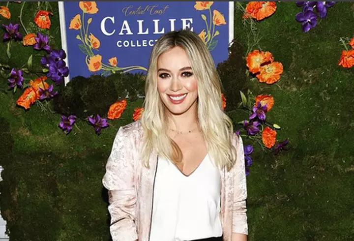 Mădălina Ghenea și-a arătat fiica pentru prima dată. Iată cu cine seamănă micuța!