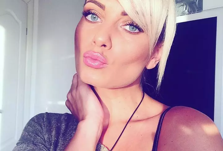 Mihaela Rădulescu împlineşte astăzi 48 de ani. Diva sărbătoreşte în paşi de dans