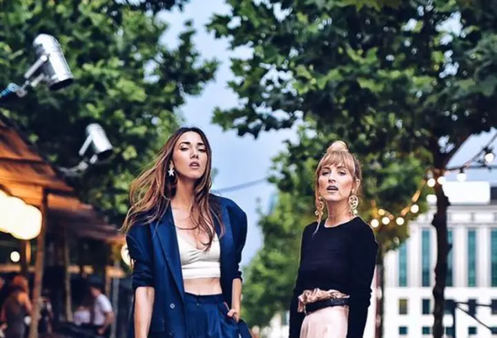 Blogging fără secrete: cu Tatiana Ernuțeanu despre tabieturi, plăceri vinovate și controverse!