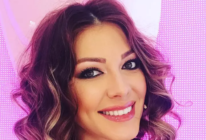 Anca Serea comentează propriile apariții în Revista Viva! - VIDEO